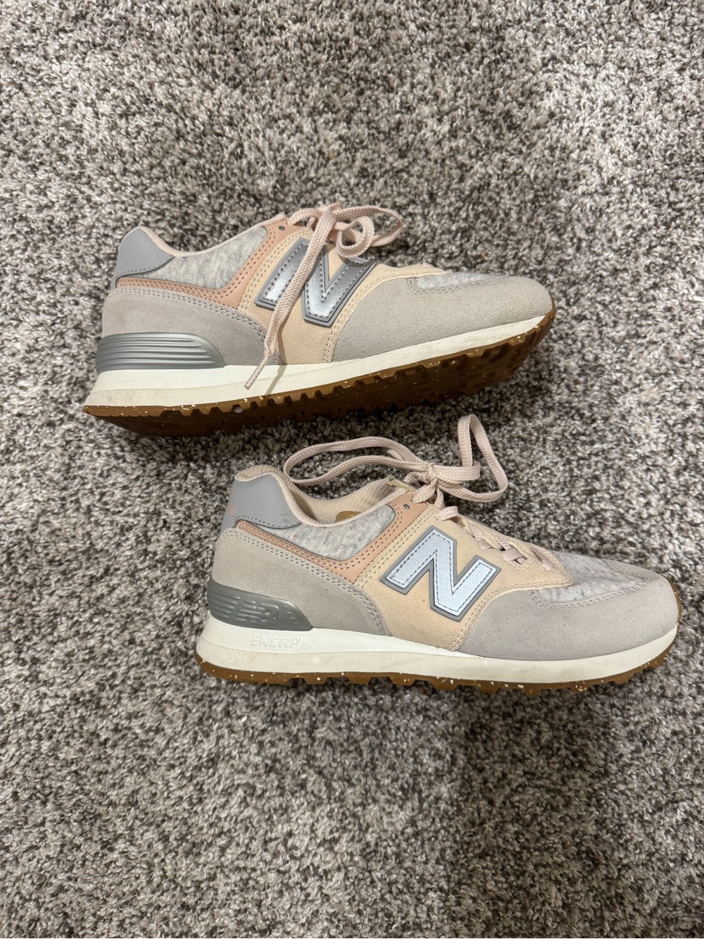 New Balance Kids Beige and Light Pink Retro Runner Sneakers